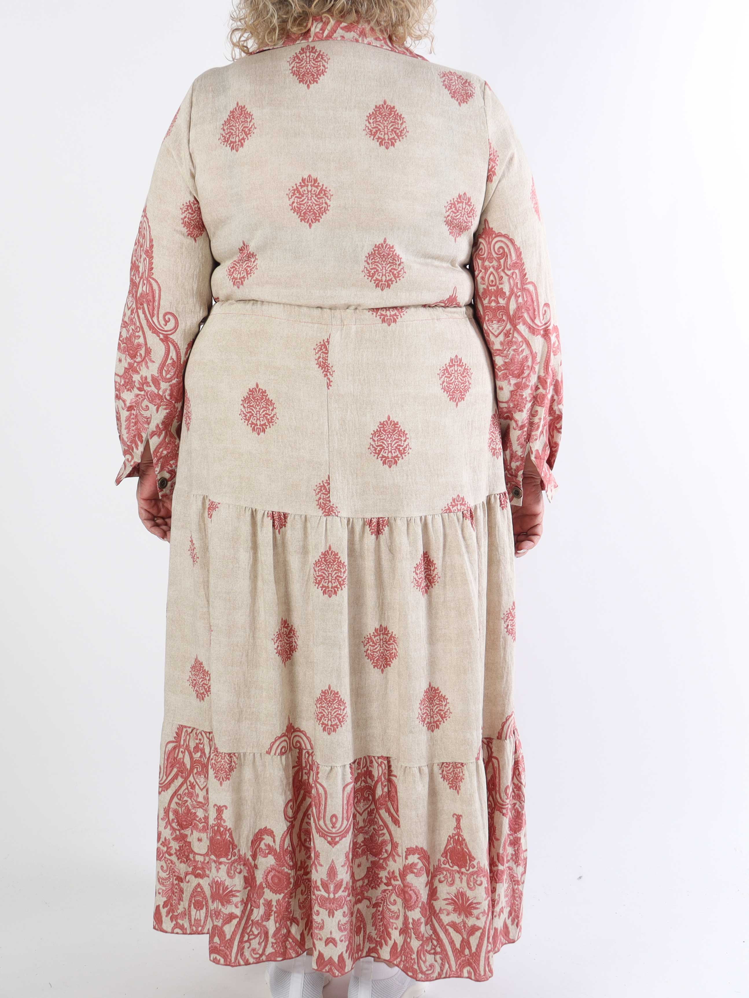 Kira - Lång bohemisk plus size-klänning med mönster